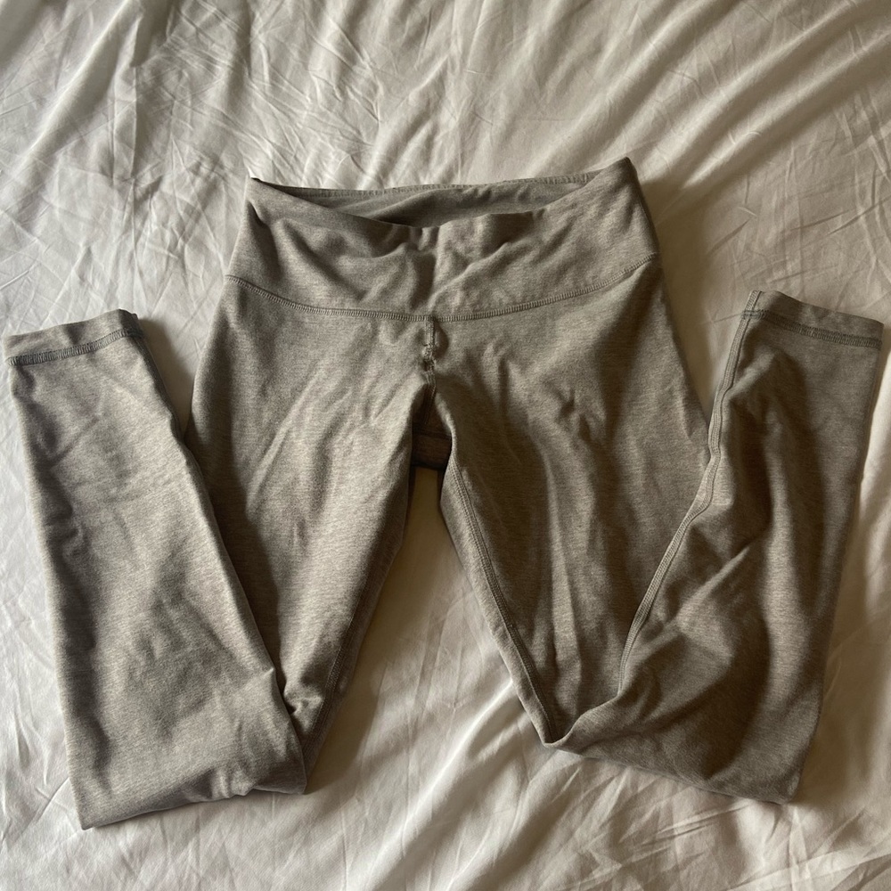 Light grey align leggings